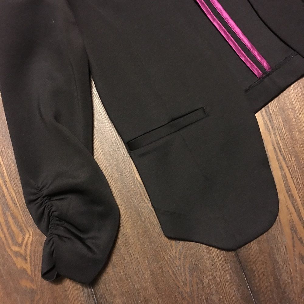 Cute Dress Jacket - Picture 3 of 4